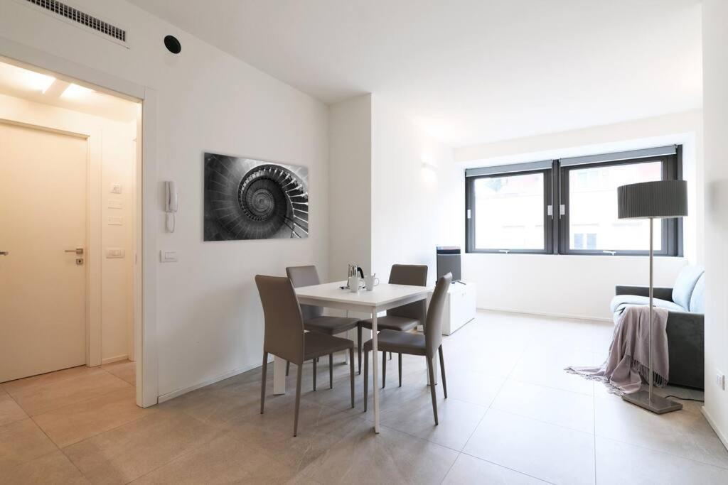 Appartement Contempora - Rosellini 5a *